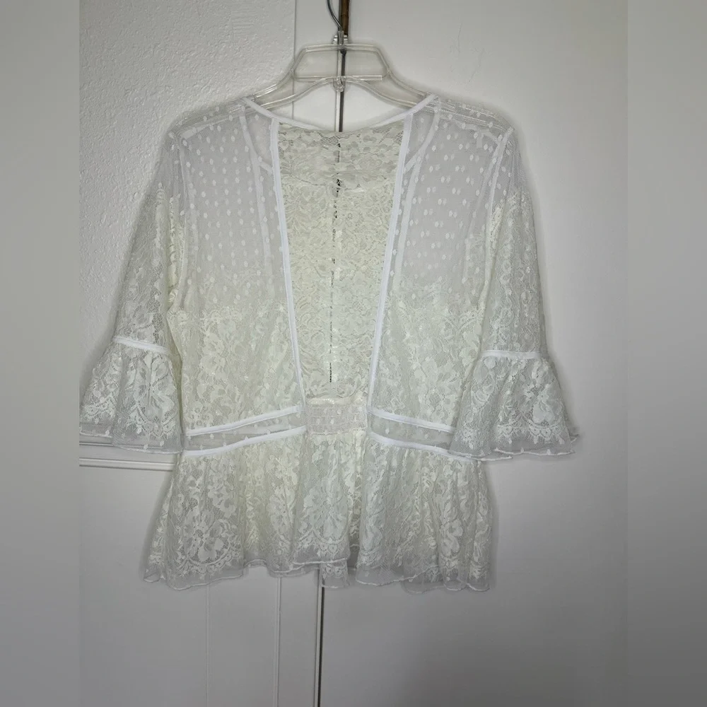 Cato Ivory Lace Blouse L - Picture 5 of 5